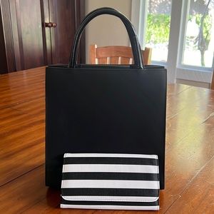 The perfect duo: RALPH LAUREN - purse. KUT FROM THE KLOTH - wallet.